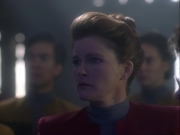 ariane179254_StarTrekVoyager_1x01_1x02-Caretaker_2474.jpg