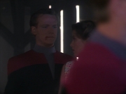 ariane179254_StarTrekVoyager_1x01_1x02-Caretaker_2484.jpg