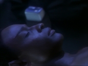 ariane179254_StarTrekVoyager_1x01_1x02-Caretaker_2515.jpg