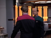ariane179254_StarTrekVoyager_1x01_1x02-Caretaker_2614.jpg