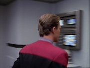 ariane179254_StarTrekVoyager_1x01_1x02-Caretaker_2624.jpg