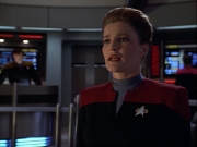 ariane179254_StarTrekVoyager_1x01_1x02-Caretaker_2651.jpg