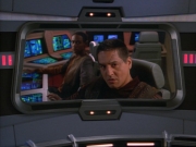 ariane179254_StarTrekVoyager_1x01_1x02-Caretaker_2681.jpg