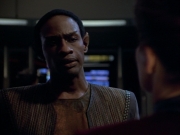 ariane179254_StarTrekVoyager_1x01_1x02-Caretaker_2798.jpg