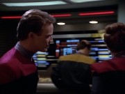 ariane179254_StarTrekVoyager_1x01_1x02-Caretaker_2896.jpg