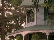 ariane179254_StarTrekVoyager_1x01_1x02-Caretaker_2905.jpg