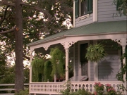 ariane179254_StarTrekVoyager_1x01_1x02-Caretaker_2908.jpg