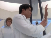 ariane179254_StarTrekVoyager_1x01_1x02-Caretaker_3159.jpg