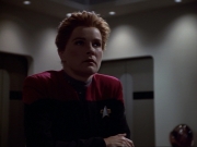 ariane179254_StarTrekVoyager_1x01_1x02-Caretaker_3260.jpg