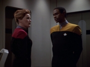 ariane179254_StarTrekVoyager_1x01_1x02-Caretaker_3284.jpg