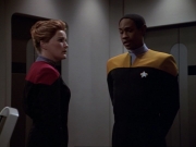 ariane179254_StarTrekVoyager_1x01_1x02-Caretaker_3286.jpg
