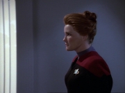 ariane179254_StarTrekVoyager_1x01_1x02-Caretaker_3495.jpg