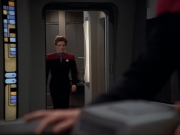 ariane179254_StarTrekVoyager_1x01_1x02-Caretaker_3532.jpg