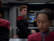 ariane179254_StarTrekVoyager_1x01_1x02-Caretaker_3538.jpg