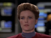 ariane179254_StarTrekVoyager_1x01_1x02-Caretaker_3630.jpg