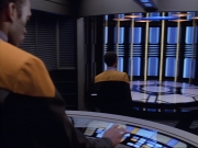 ariane179254_StarTrekVoyager_1x01_1x02-Caretaker_3784.jpg