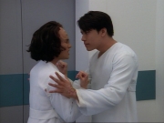 Filename=ariane179254_StarTrekVoyager_1x01_1x02-Caretaker_3950.jpg
Filesize=104KiB
Dimensions=1024x768
Date added=Jul 22, 2016 ariane179254_StarTrekVoyager_1x01_1x02-Caretaker_3950.jpg