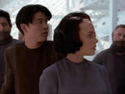 ariane179254_StarTrekVoyager_1x01_1x02-Caretaker_4114.jpg