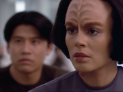 ariane179254_StarTrekVoyager_1x01_1x02-Caretaker_4245.jpg