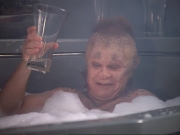 ariane179254_StarTrekVoyager_1x01_1x02-Caretaker_4355.jpg