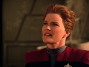 ariane179254_StarTrekVoyager_1x01_1x02-Caretaker_4642.jpg