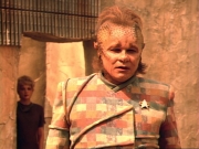 ariane179254_StarTrekVoyager_1x01_1x02-Caretaker_4681.jpg