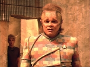 ariane179254_StarTrekVoyager_1x01_1x02-Caretaker_4685.jpg