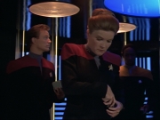 ariane179254_StarTrekVoyager_1x01_1x02-Caretaker_4785.jpg