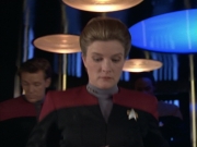 ariane179254_StarTrekVoyager_1x01_1x02-Caretaker_4786.jpg