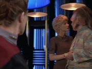 ariane179254_StarTrekVoyager_1x01_1x02-Caretaker_4788.jpg