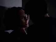 ariane179254_StarTrekVoyager_1x01_1x02-Caretaker_4826.jpg