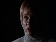 ariane179254_StarTrekVoyager_1x01_1x02-Caretaker_4945.jpg