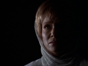 ariane179254_StarTrekVoyager_1x01_1x02-Caretaker_4974.jpg