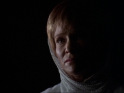 ariane179254_StarTrekVoyager_1x01_1x02-Caretaker_4977.jpg