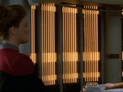ariane179254_StarTrekVoyager_1x01_1x02-Caretaker_5016.jpg