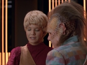 ariane179254_StarTrekVoyager_1x01_1x02-Caretaker_5042.jpg