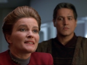 ariane179254_StarTrekVoyager_1x01_1x02-Caretaker_5047.jpg