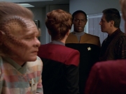 ariane179254_StarTrekVoyager_1x01_1x02-Caretaker_5058.jpg