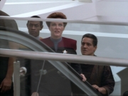 ariane179254_StarTrekVoyager_1x01_1x02-Caretaker_5457.jpg