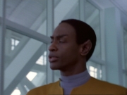 ariane179254_StarTrekVoyager_1x01_1x02-Caretaker_5552.jpg