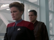 ariane179254_StarTrekVoyager_1x01_1x02-Caretaker_5557.jpg