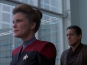 ariane179254_StarTrekVoyager_1x01_1x02-Caretaker_5588.jpg