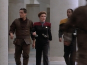 ariane179254_StarTrekVoyager_1x01_1x02-Caretaker_5626.jpg