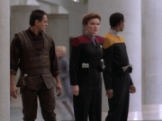 ariane179254_StarTrekVoyager_1x01_1x02-Caretaker_5640.jpg