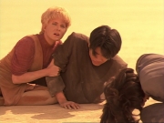 ariane179254_StarTrekVoyager_1x01_1x02-Caretaker_5940.jpg