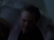 ariane179254_StarTrekVoyager_1x01_1x02-Caretaker_5987.jpg