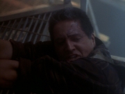 ariane179254_StarTrekVoyager_1x01_1x02-Caretaker_6019.jpg
