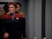 ariane179254_StarTrekVoyager_1x01_1x02-Caretaker_6169.jpg