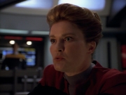 ariane179254_StarTrekVoyager_1x01_1x02-Caretaker_6234.jpg