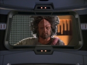 ariane179254_StarTrekVoyager_1x01_1x02-Caretaker_6236.jpg